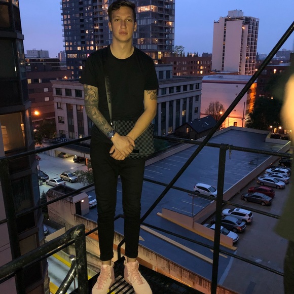 Meet your Posher, Jason - Picture 1 of 1